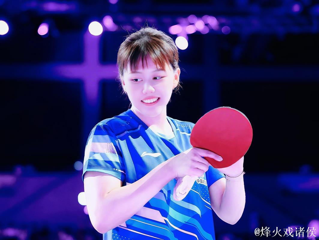 陈幸同以4-2击败石洵瑶 成功跻身WTT总决赛女单八强